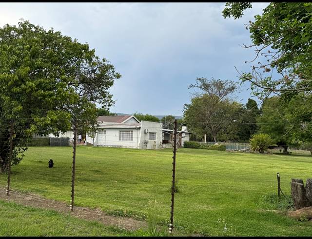 4.50HA SMALLHOLDING FOR SALE IN WEENEN